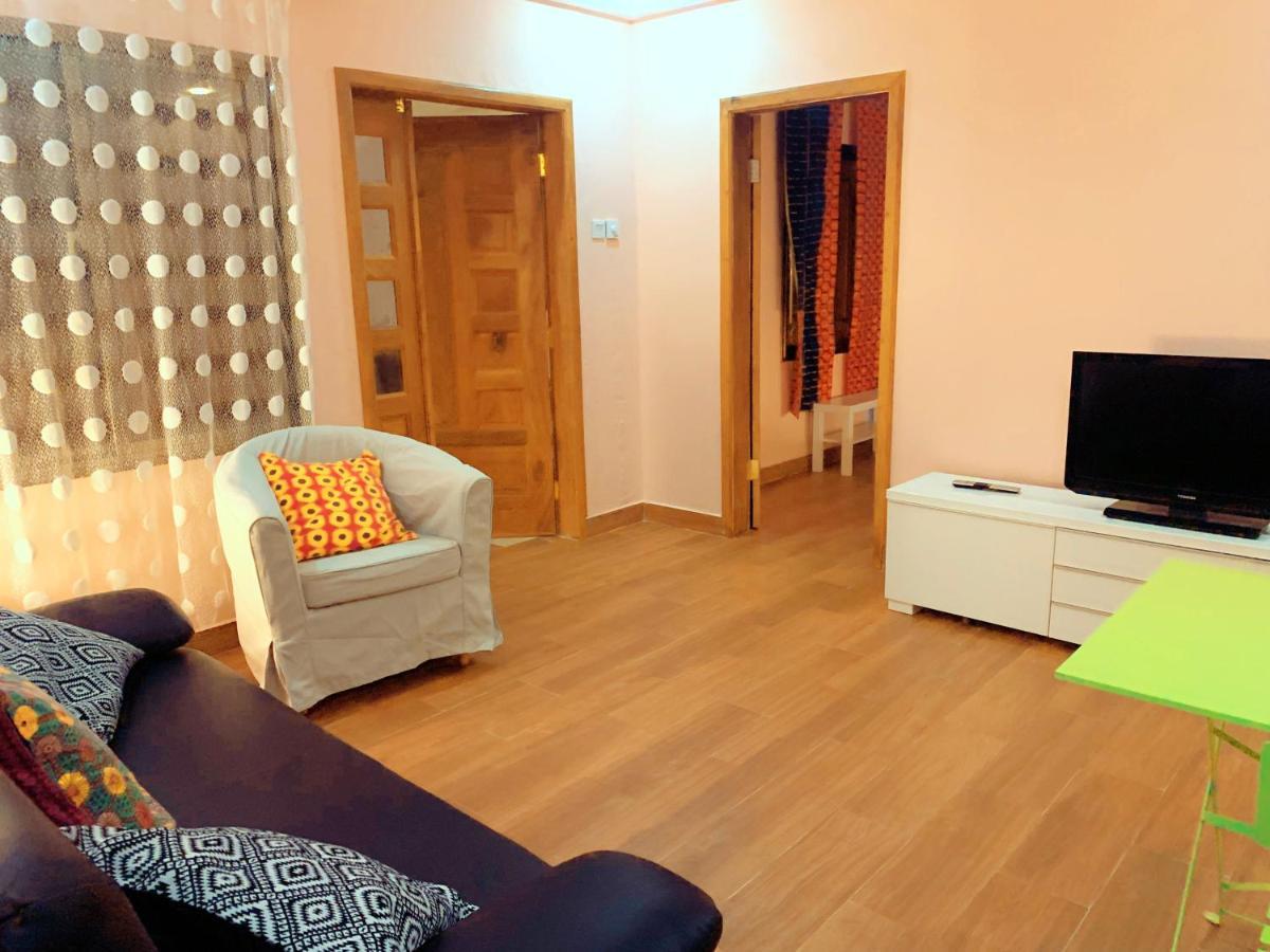 Bajo Kunda - Guesthouse โคโลลิ ภายนอก รูปภาพ